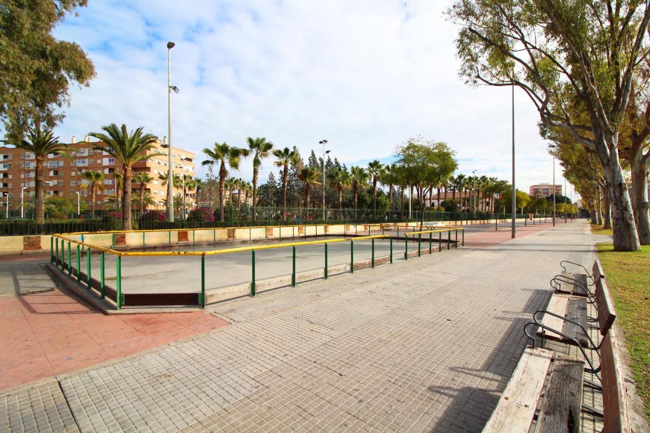 Global Properties, Los Claveles - Practico Apartamento Con Wifi En Sagunto Eksteriør bilde